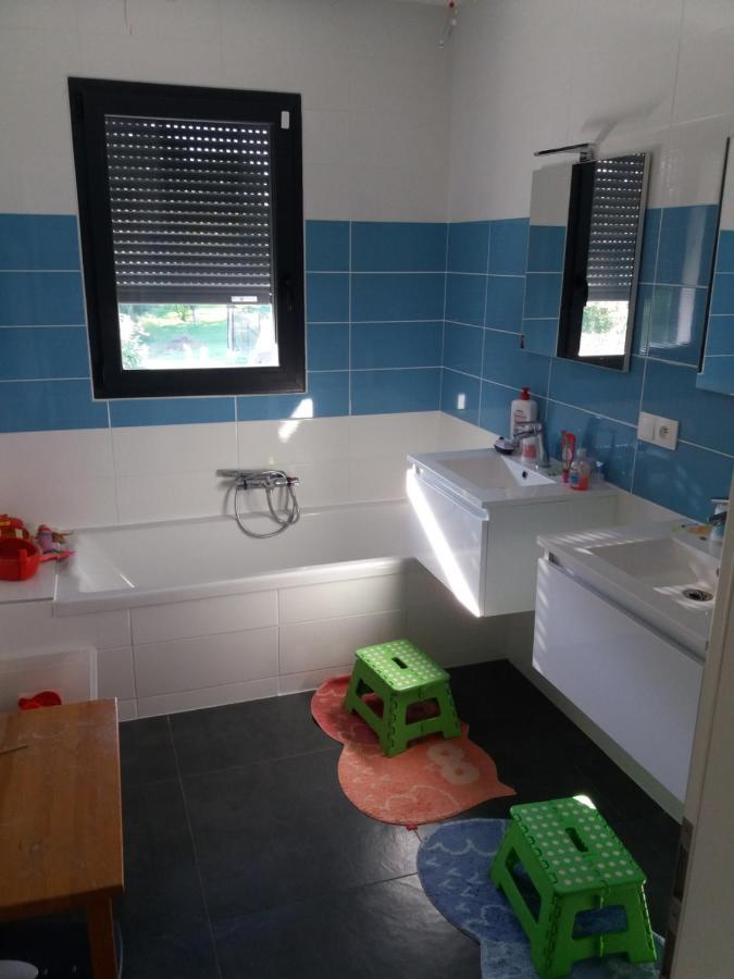 Chambres, Cuisine, Piscine, Spa, Billards, Airhockey, Nature Fillinges Exterior foto